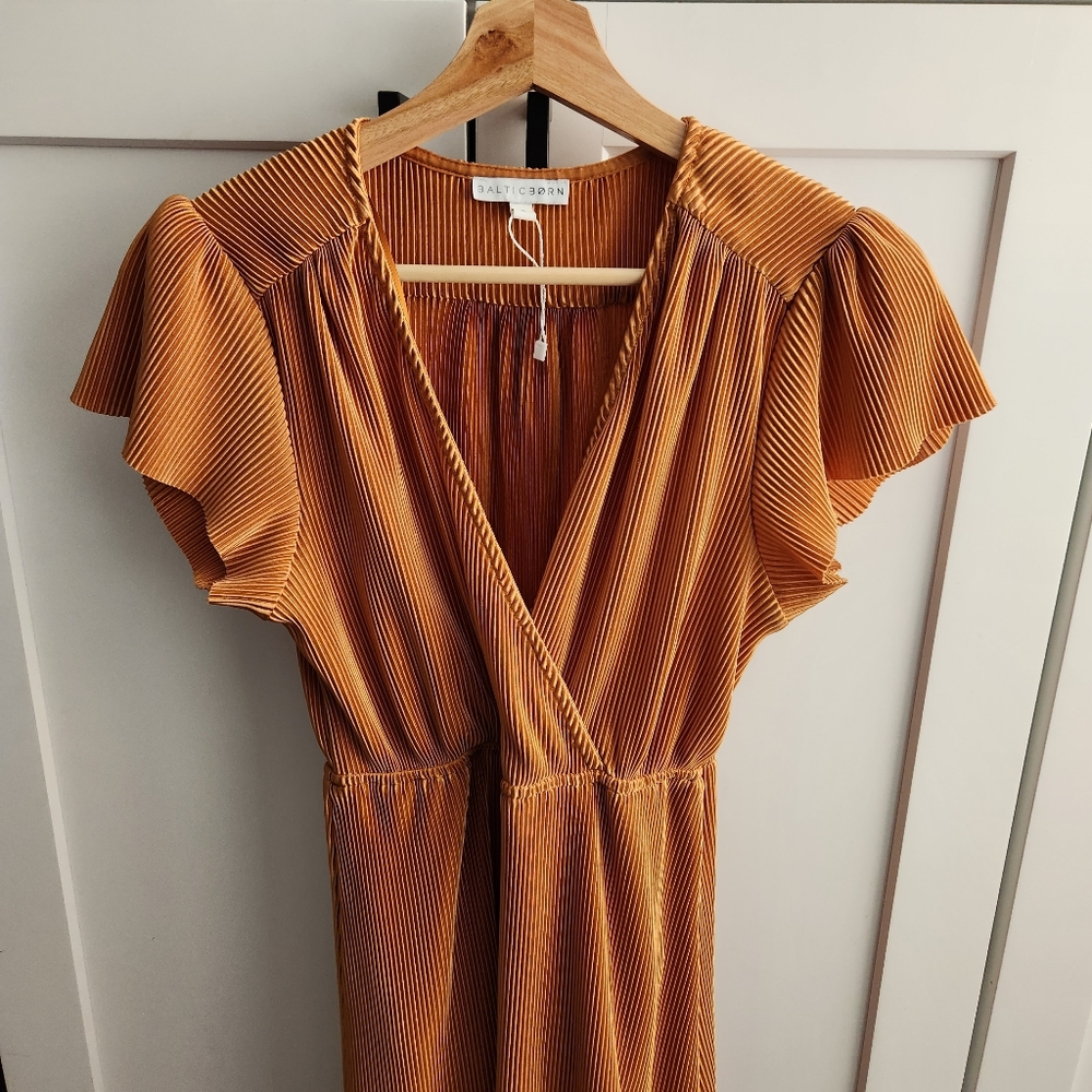 Baltic Born Athena Pleated Burnt Orange Maxi Dress Size Small - Picture 7 of 11